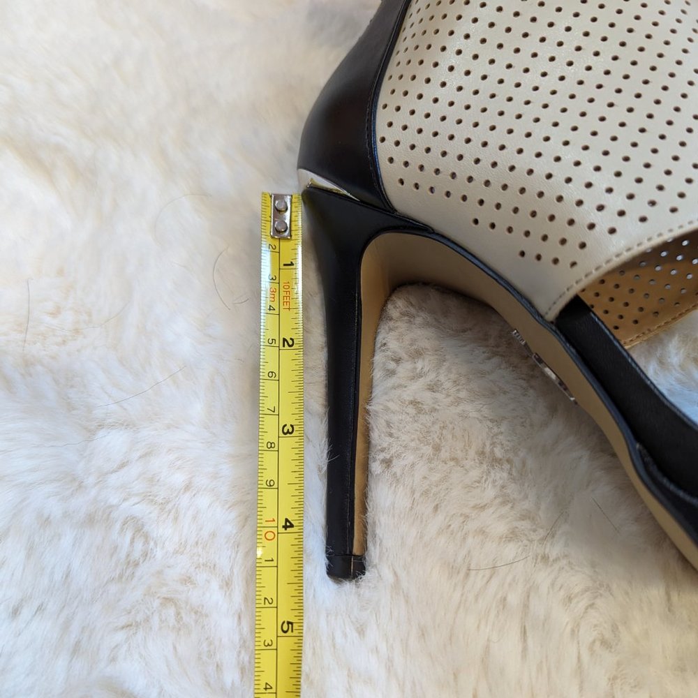 Juicy Couture sandals, size 7 - Picture 8 of 12